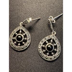 Vintage Sterling Silver Marcasite & Onyx Post Earrings